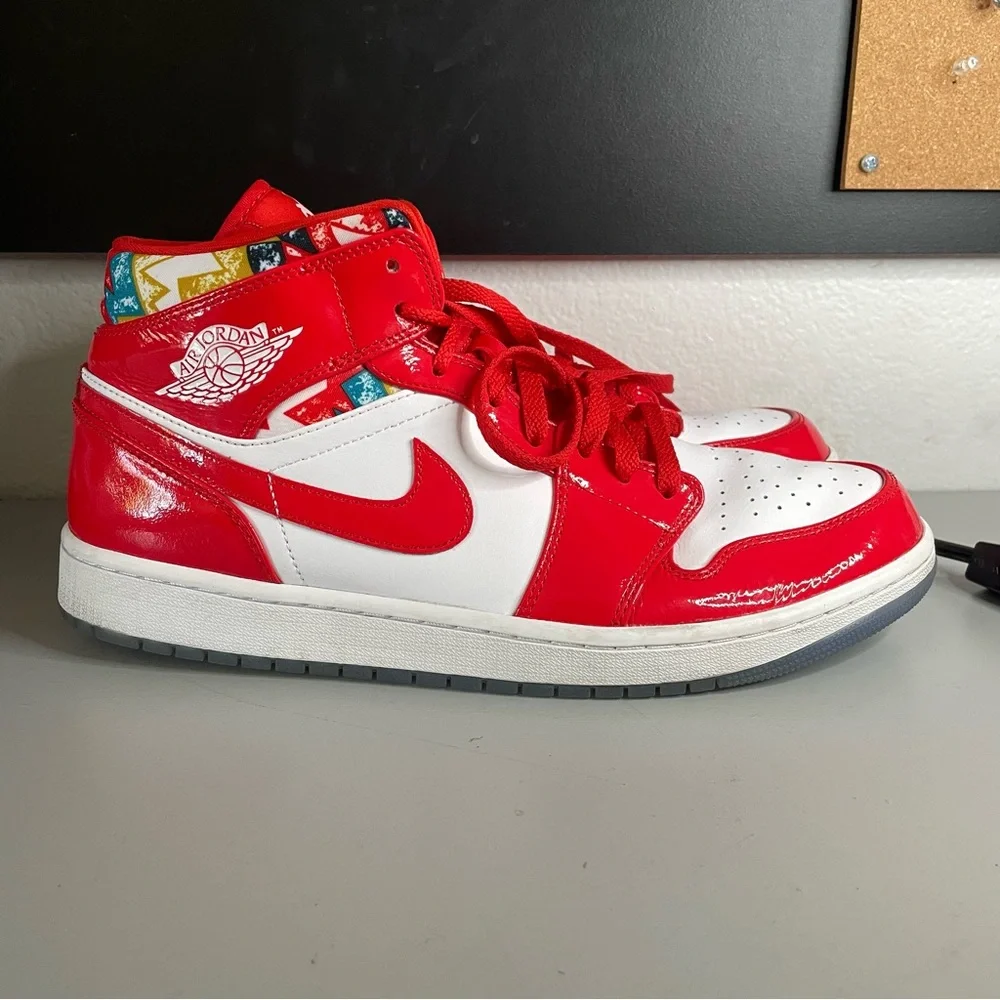 Nike - Picture 1 of 6